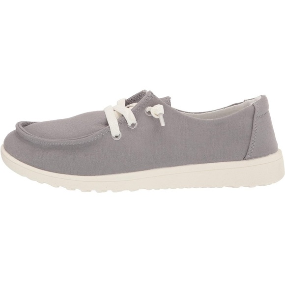 New Madden Girl Women's Yasmin Sneaker in light grey - Picture 5 of 5